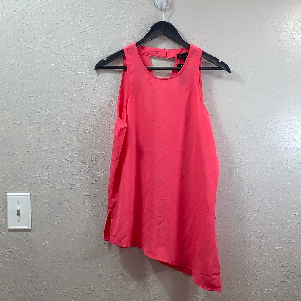 Pink asymmetrical tank size medium